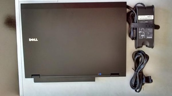 (Refurbished) Dell Latitude Ci 8TH E5500 Laptop, 8GB RAM, 256GB SSD and Windows