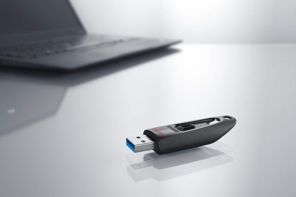 SanDisk Ultra 16GB, USB 3.0, Flash Drive, Upto 130MB/s R, Pendrive, Black, 5Y Warranty (SDCZ48-016G-I35)