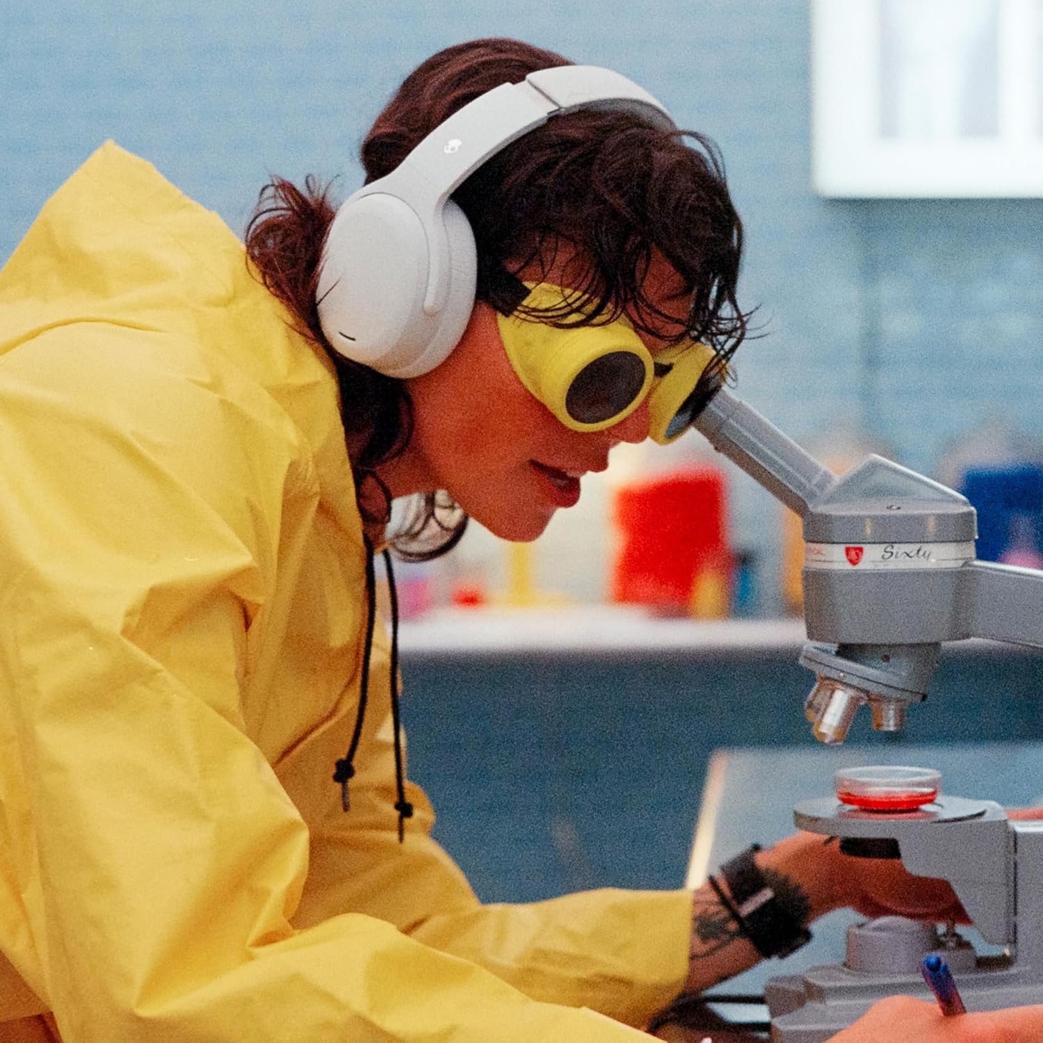 Skullcandy Crusher ANC 2 Over-Ear Wireless Headphones 100 dB| Active Noise Cancellation, Sensory Bass, Dual Pairing, 50H Battery, Rapid Charge, Alexa Built-in | Bone, Off White