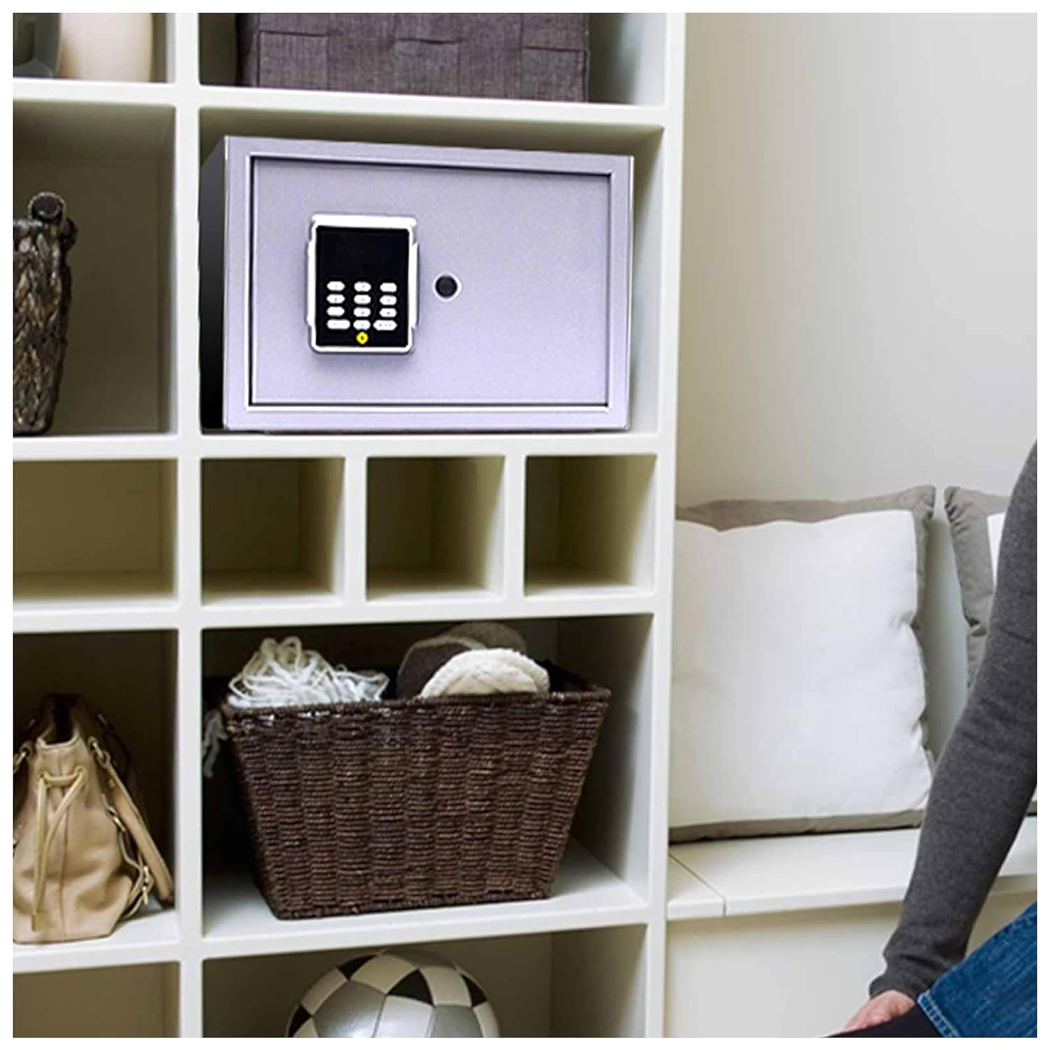 YALE YSPC 250 Motorized Electronic Safe Locker